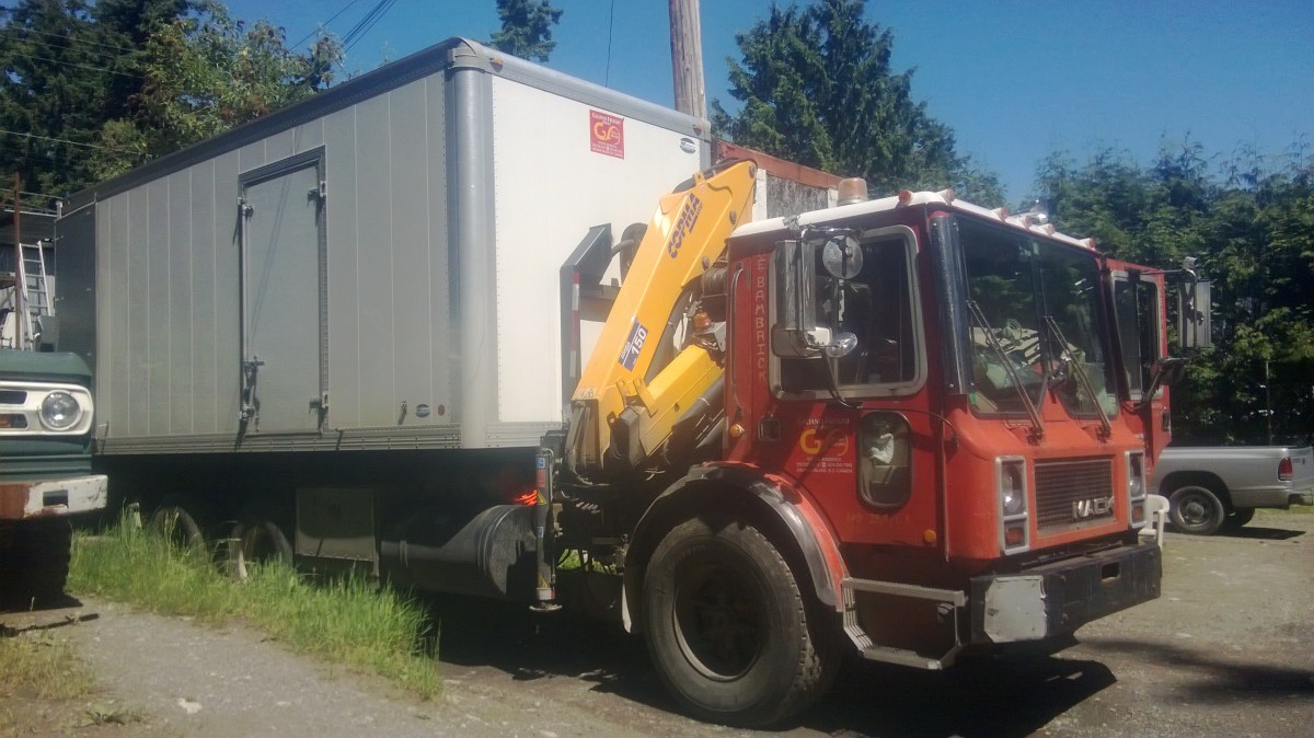 Freight, Mack Trucks, Haulage, Bambricks, Galiano, Truck, Flatdeck, Crane,